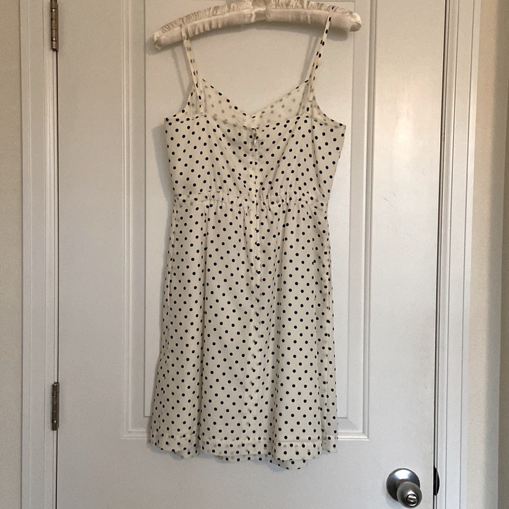 J. Crew polka dot summer dress with pockets! Adjustable spaghetti straps size 2 - Picture 2 of 6